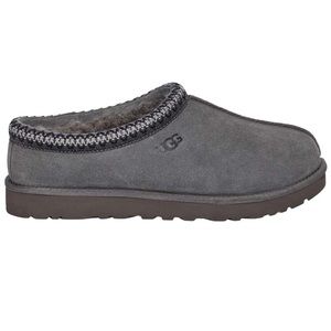 New in box UGG Tasman slipper in charcoal, size 9
